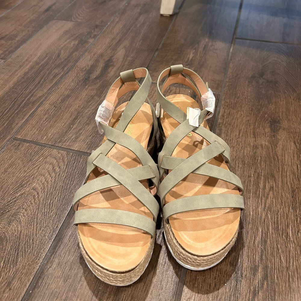 Elegant Olive Strappy Sandals